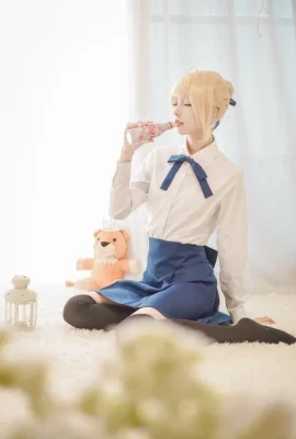 『Fate/Zero』セイバー 通常衣装 コスプレ【CN：羅晨晨江】（8枚）