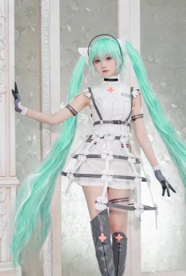 初音ミク SEGA音ゲー鳥籠ver.cos @小素SeeU (9枚)