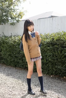 （西野小春）白くて柔らかい体型の日本の純粋な女の子はとても魅力的です（写真73枚）