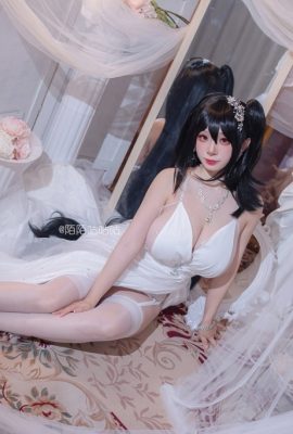 Shaomomo 鶶 Momo – Taihou Wedding Dress