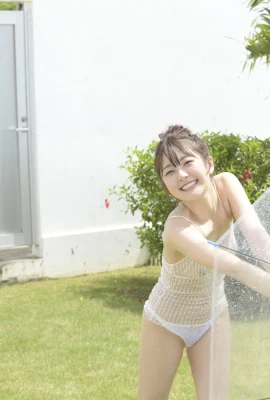 Hikari Aozora 青空ひかり – Kimi no toriko 君の (138 Photos)