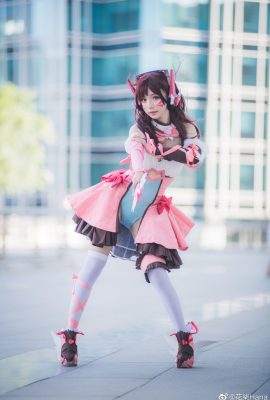 (花柒花) D.va ファンフィクション魔法少女エミリア