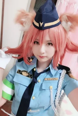 Misa呆呆 FGO 玉藻御前妇警コスプレ (9 photos)