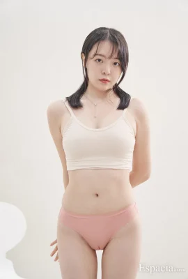 [HYUNIE ] 韓國美眉迷人視角……超完美身材讓人陶醉 (47 Photos)