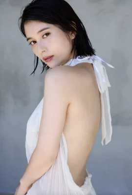 大久保桜子【増量】写真集『Dearest』 PHOTO BOOK (230枚)