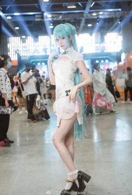 初音ミク Shaohua @小娜比Nabby (撮影: @大夫_Photography) (ホタルアニメゲームカーニバル) (写真8枚)