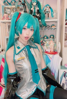 Kururun Kurasaka – Hatsune Miku