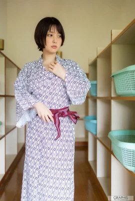 【篠宮あや】絶品超セクシーボディ美ショー（写真20枚）