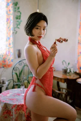 【Booty Queen】韓国女子のうるうるした瞳が魅力を醸し出す(写真41枚)