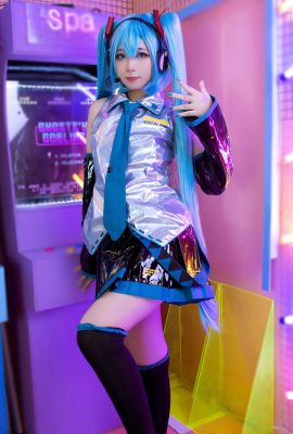 Azure Channn – Hatsune Miku Bikini