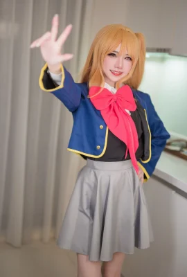 Sally Dorasnow  –  Ruby Maid（22枚の写真）