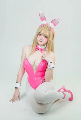 Xiaoyukiko Xiaoyu  –  Viper Toxic Bunny