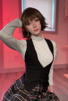 セレビコスプレ – マコト