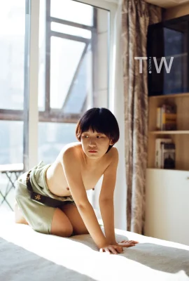 Tw Fangの純粋な女の子スタイルの写真撮影作品4（38枚の写真）