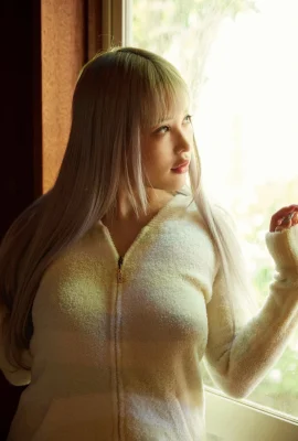 （白雪姫）豊富な胸がオーバーフローします…すべてのファン（27枚の写真）を捕らえる