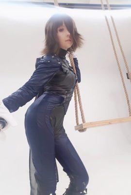 Megumi Koneko – Makoto selfies